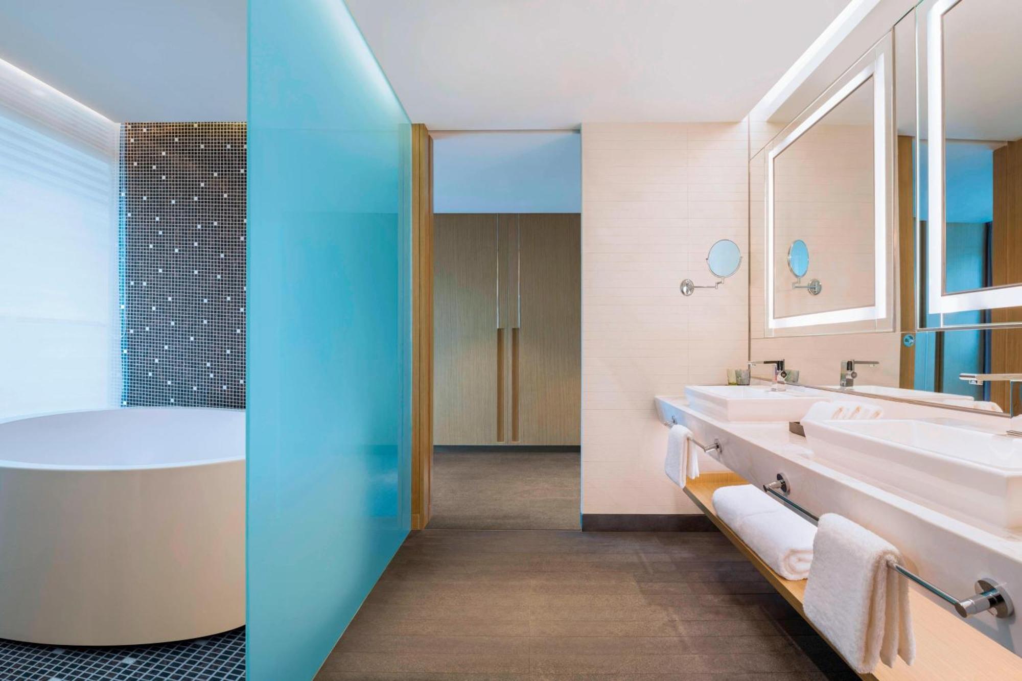Le Meridien Qingdao West Coast Bagian luar foto